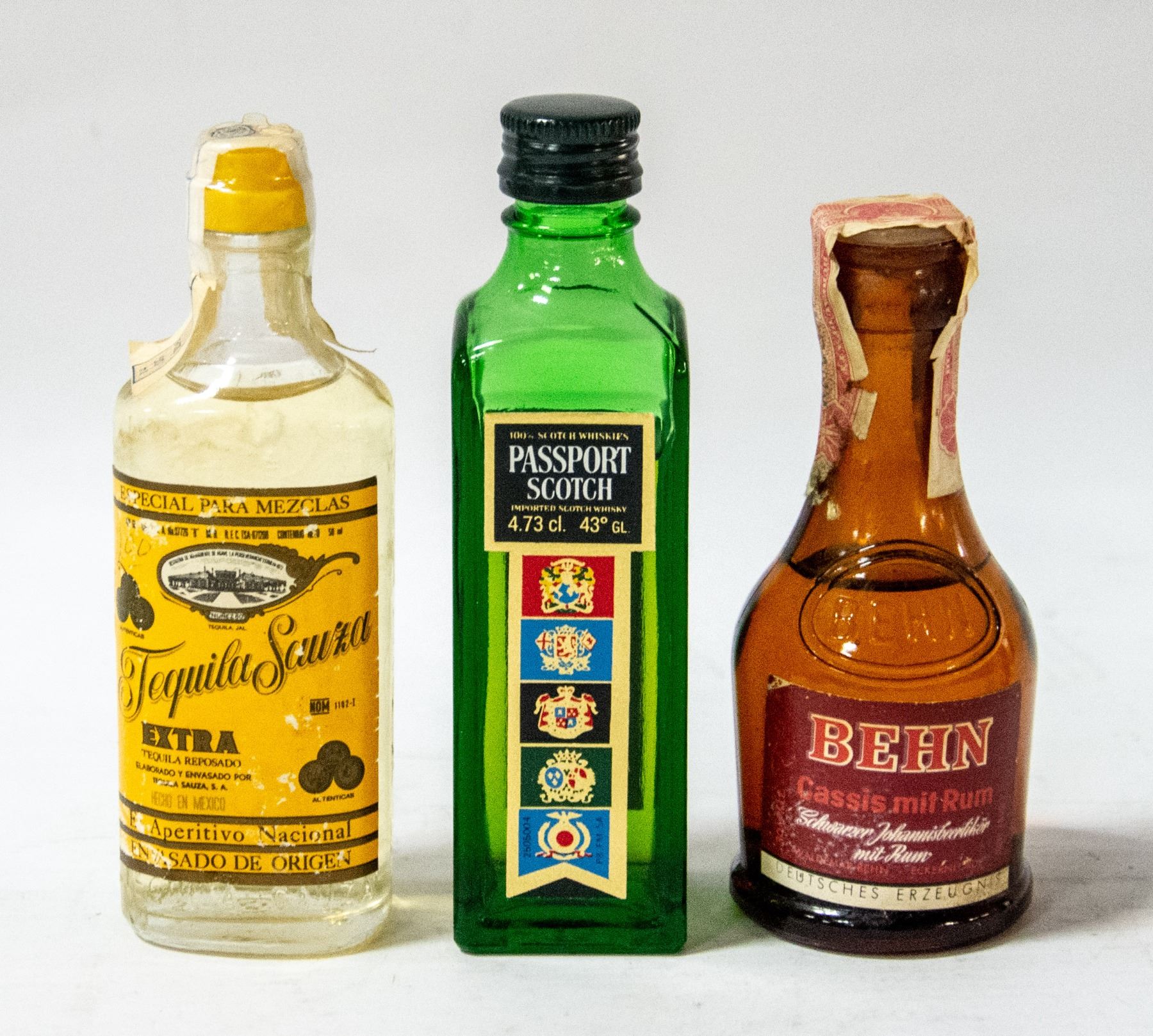 TEQUILA SAUZA, BEHN RUM, PASSPORT SCOTCH Kastner Auctions