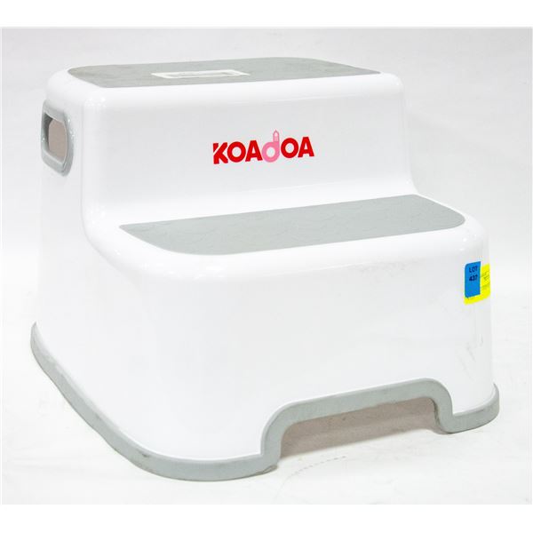 KOADOA 2 -STEP ANTI SLIP UTILITY STEP