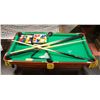 Image 1 : MINIATURE PRO POOL TABLE W/ 4 CUES & ACCESSOIRES