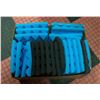 Image 1 : BOX OF BLUE AND BLACK SOUND PROOFING SQUARES