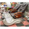 Image 2 : TOEPIA GX PEDICURE + MASSAGE CHAIR WITH CRYSTAL