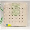 Image 1 : 4 SQUARES OF FOAM FLOORING 14" X 14" X 1"