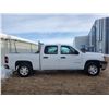 Image 2 : UNRESERVED! 2010 GMC SIERRA 8 CYLINDER