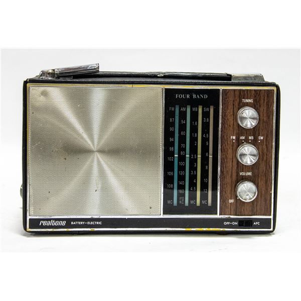 VINTAGE REAL TONE FOUR BAND RADIO