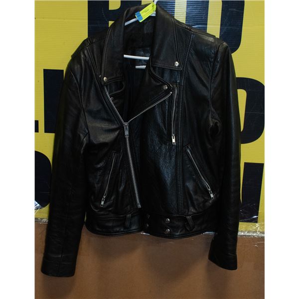 LADIES SIZE MEDIUM VINTAGE LEATHER RANCH BIKER