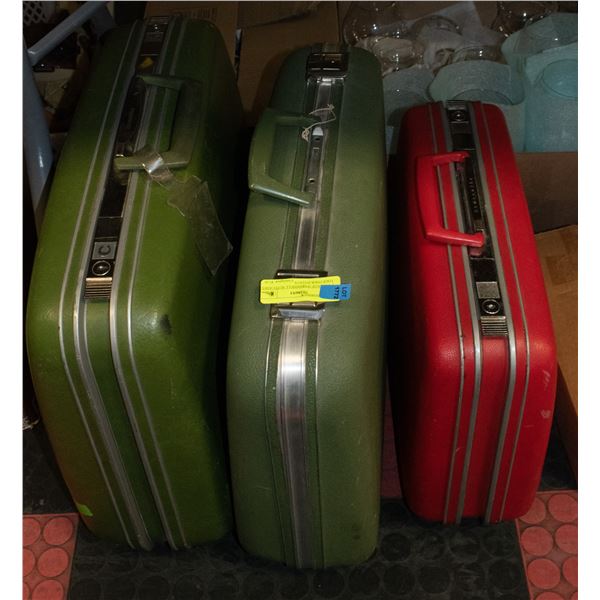 3 VINTAGE HARDSHELL SUITCASES TOGETHER-ESTATE