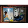Image 1 : BOX WITH MOIST OR DRY HEATING PAD, LAMP