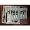 Image 1 : 32-PIECE "BUBBLOR" FLATWARE/CUTLERY SET