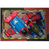 Image 1 : LARGE FLAT WITH SPIDERMAN AND BATMAN TOYS