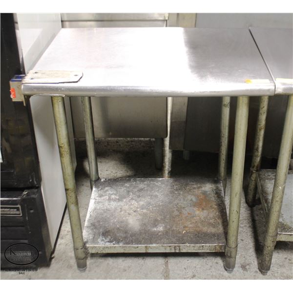 30"X24"X34" S/S WORKTABLE W/ UNDERSHELF & EDLUND