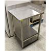 Image 1 : STAINLESS CORNER WORK TABLE 24" X 22" X 34" W/