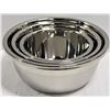 Image 4 : 3 NEW STAINLESS STEEL MIXING BOWLS - 7"-8.5"-10"