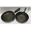 Image 2 : LOT OF ASSORTED FRYING PANS - KITCHENAID