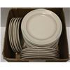 Image 2 : BOX OF DECORATIVE 8" ONEIDA PLATES