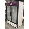 Image 1 : TRUE DOUBLE GLASS DOOR INDOOR ICE MERCHANDISER