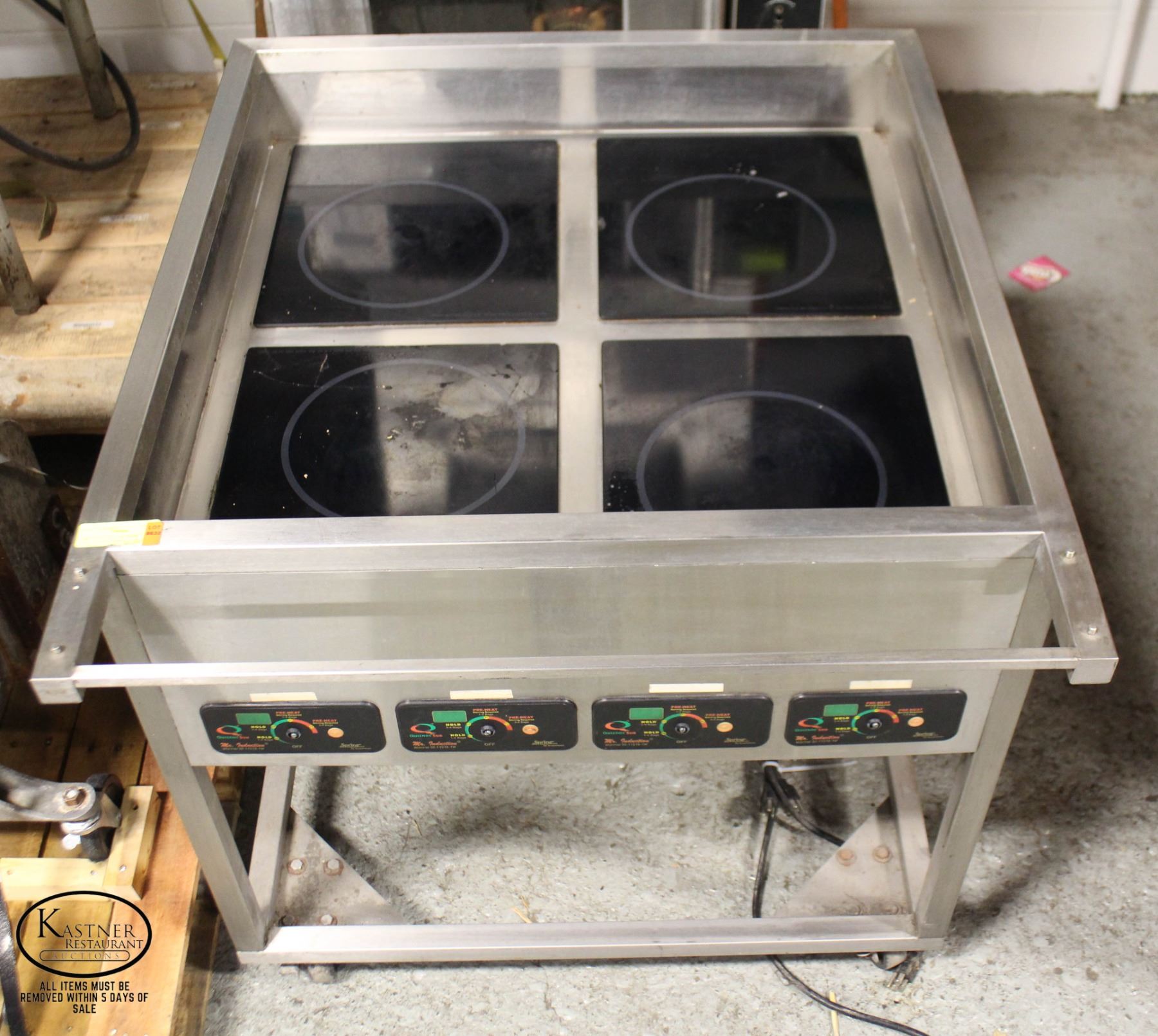 MR. INDUCTION 4BURNER INDUCTION WARMING TABLE ON