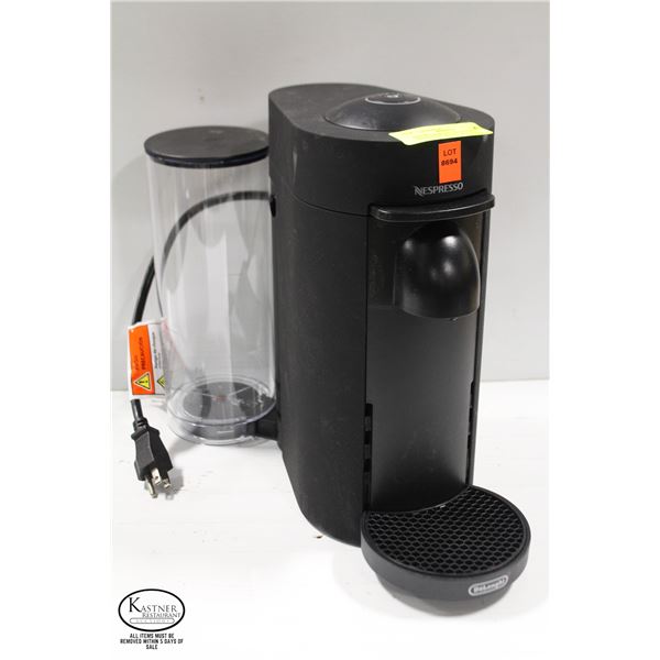 NESPRESSO DELONGHI COFFEE MACHINE