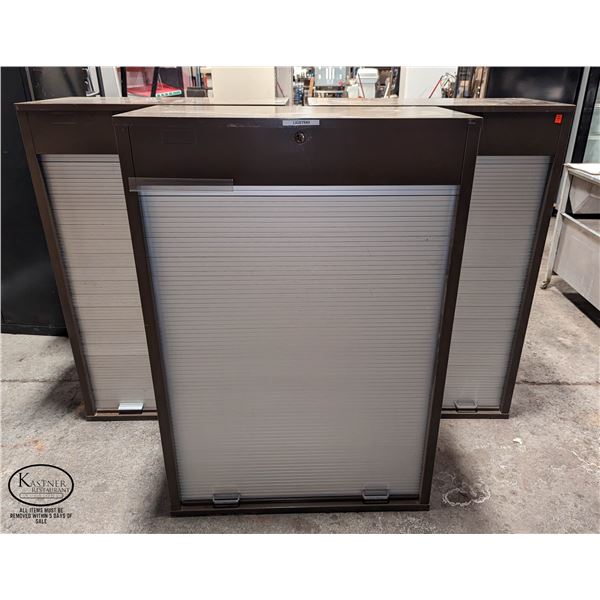 LOT OF 3 LOCKING CIGARETTE DISPLAY CABINETS