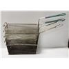 Image 1 : LOT OF 4 DEEP FRYER BASKETS