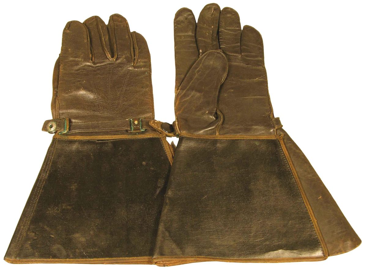Pair of Dark Brown Ranch Hand Leather Gloves