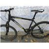 Image 2 : BLACK DIADORA BIKE