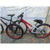 Image 2 : 2 NO BRAND BIKES