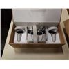 Image 2 : OCULUS QUEST 2 128GB - TESTED WORKING - RETAIL $529