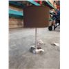 Image 2 : PAIR OF MODERN BRUSHED METAL TABLE LAMPS
