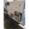 Image 2 : INSIGNIA 4.8L AIR FRYER - TESTED WORKING - RETAIL $219