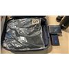 Image 2 : NEW UNISEX SIZE SMALL HEATED JACKET W/  POWER BANK, AND CHARGER IN CARRY CASE