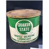 Image 2 : Vintage Quaker State 1 Lb Wheel Bearing Lubricant Tin plus Quaker State Motor Oil Tin