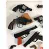 Image 2 : Nice Tray Lot of Vintage Plastic Guns