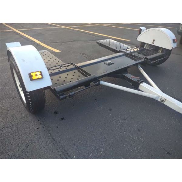 HEAVY DUTY TOW DOLLY