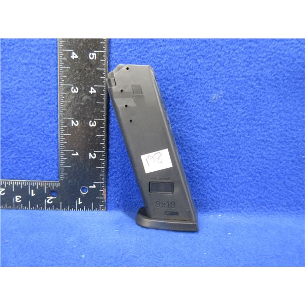 9MM Heckler & Koch P8A1 10 Round Magazine