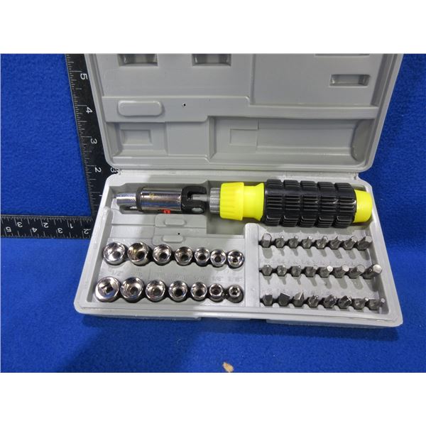 Ratcheting Screwdriver and Sockets - Used