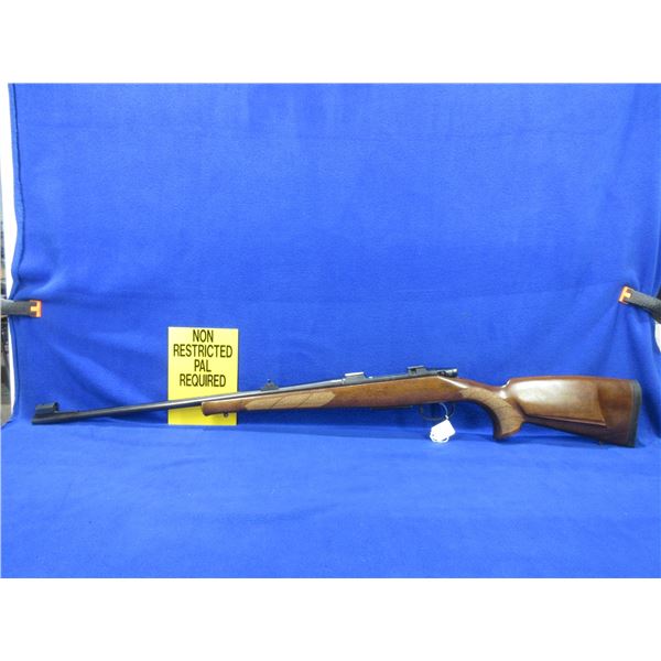 Non-Restricted - CZ Model 550 Lux in 243 Win.