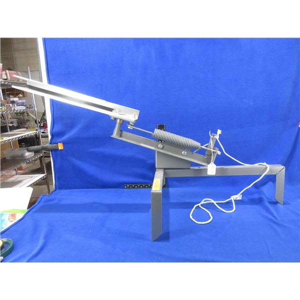 Champion High Fly String Release Target Thrower