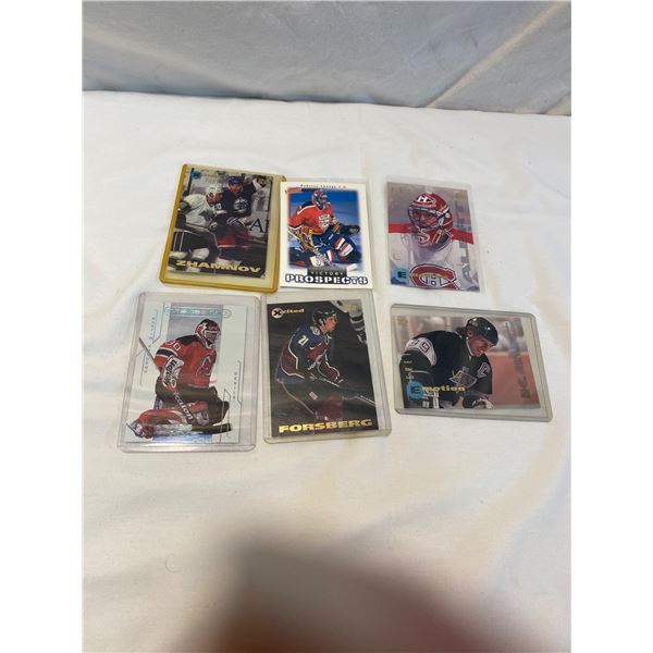 Assorted hockey cards