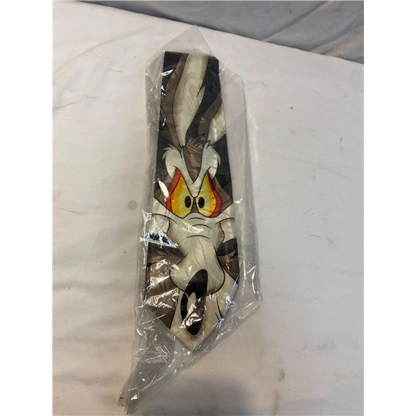 Wiley coyote tie