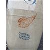 Image 2 : Redwing crock