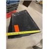 Image 3 : Subs 2 8" in box