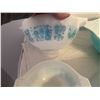 Image 2 : Pyrex nesting bowls