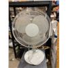 Image 1 : Table fan
