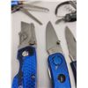 Image 3 : (11) BLUE HANDLE VARIOUS KNIVES