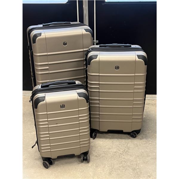 3 pc Swiss Gear Latitude Travel Luggage Set some use (largest approx