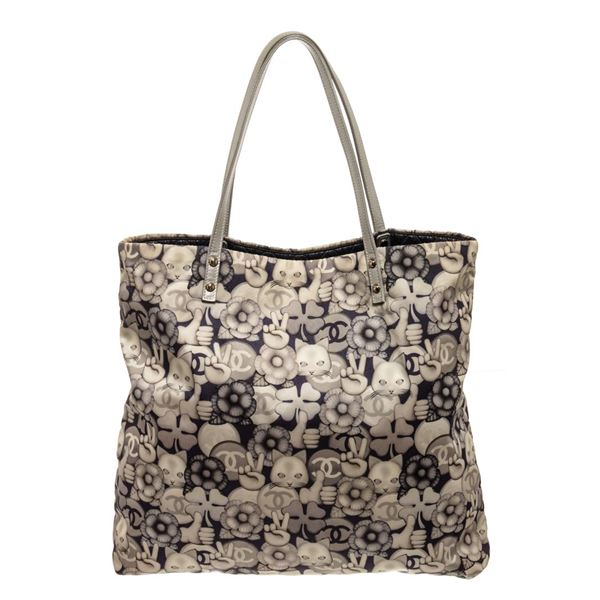 Chanel White Navy Emotion Camellia Printed Nylon Shopping Tote Bag