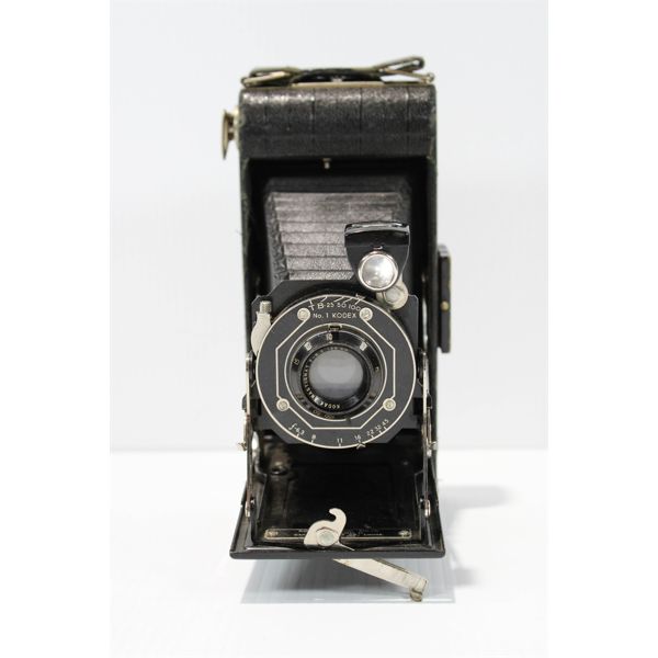 VINTAGE KODAK JUNIOR SIX I6 90 MM FOLDING CAMERA