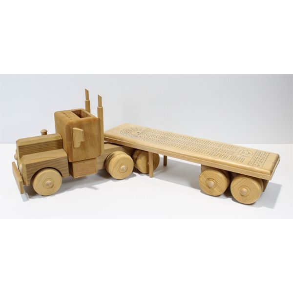 WOOD SEMI-TRUCK AND TRAILER CRIBBAGE BOARD 