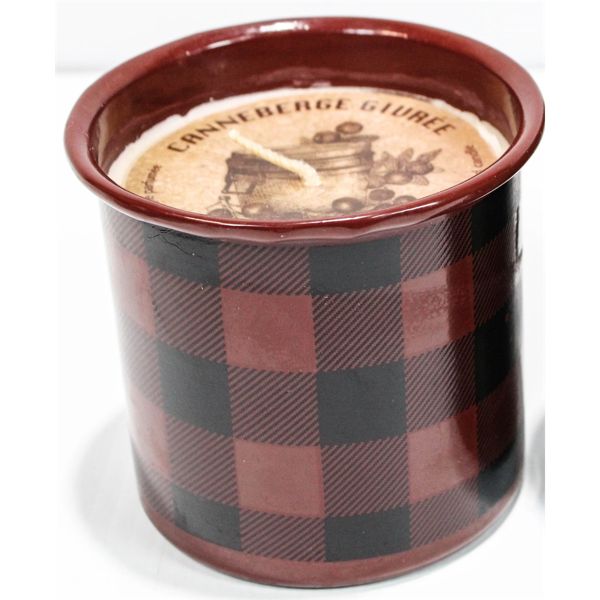 CLAIR DE LUNE HOLIDAY CANDLE MUG - FROSTED CRANBERRY
