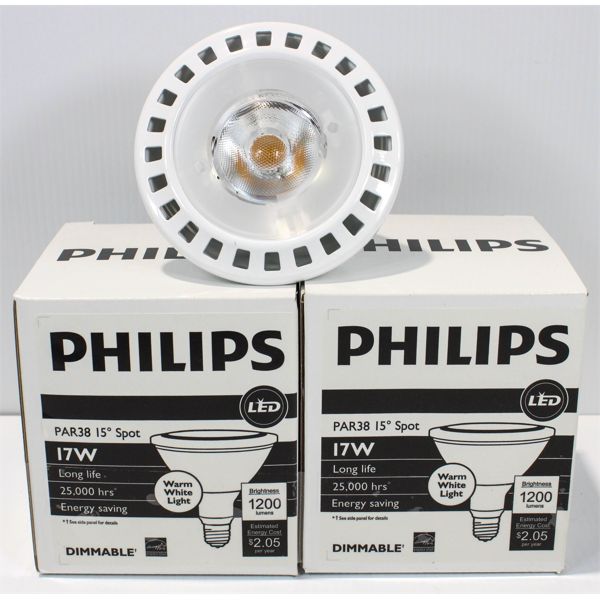 2 PHILIPS 17 WATT PAR38° 15° LED SPOT LIGHT